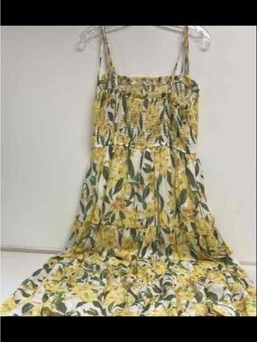EUC   Blu Pepper Yellow Floral Midi Dress with Green Leaves L